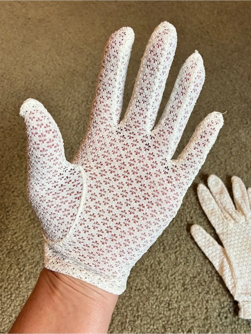 Womens XS Ivory Textured Stretchy Mesh Dress Gloves Costume Party Driving Formal